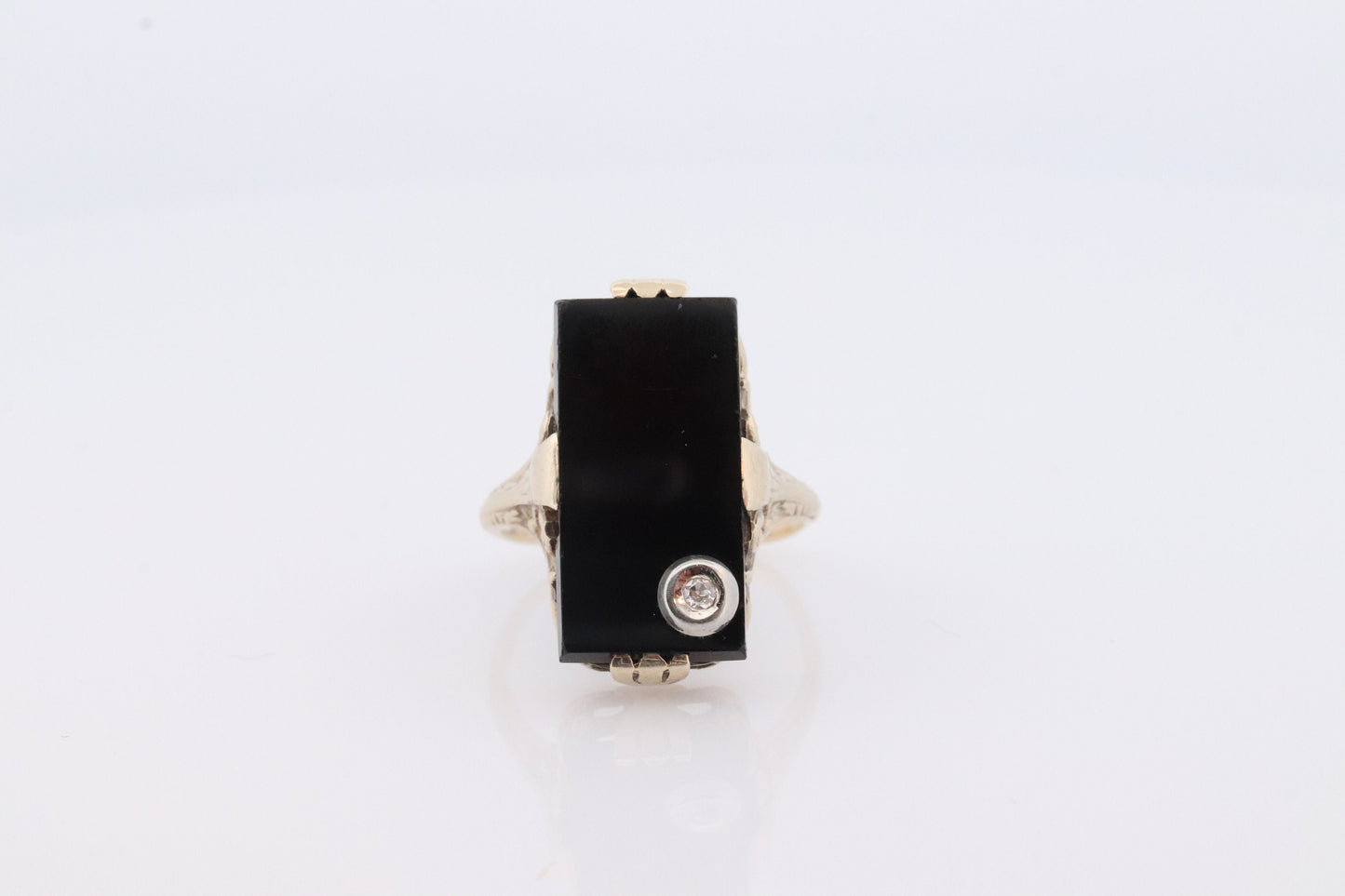 Art Deco Onyx and Diamond Ring. 14k Yellow Gold Rectangle Onyx and Diamond ring. Mourning ring. st(115)