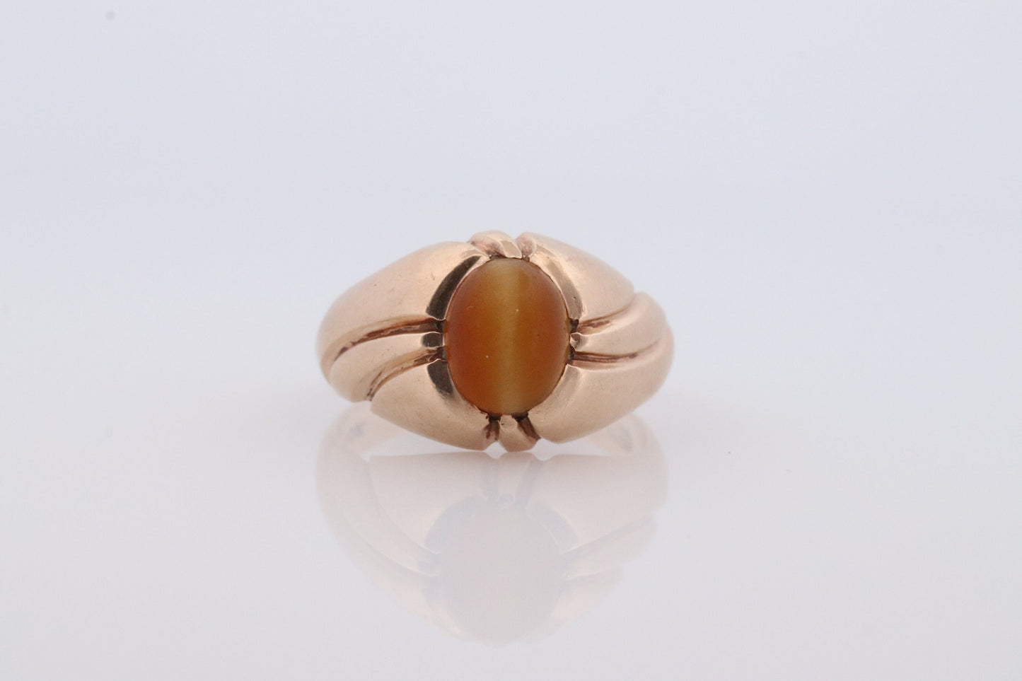 10k Tiger Eye Oval Cabochon ring. CD TigerEye bezel set 10k signet ring. st(192)