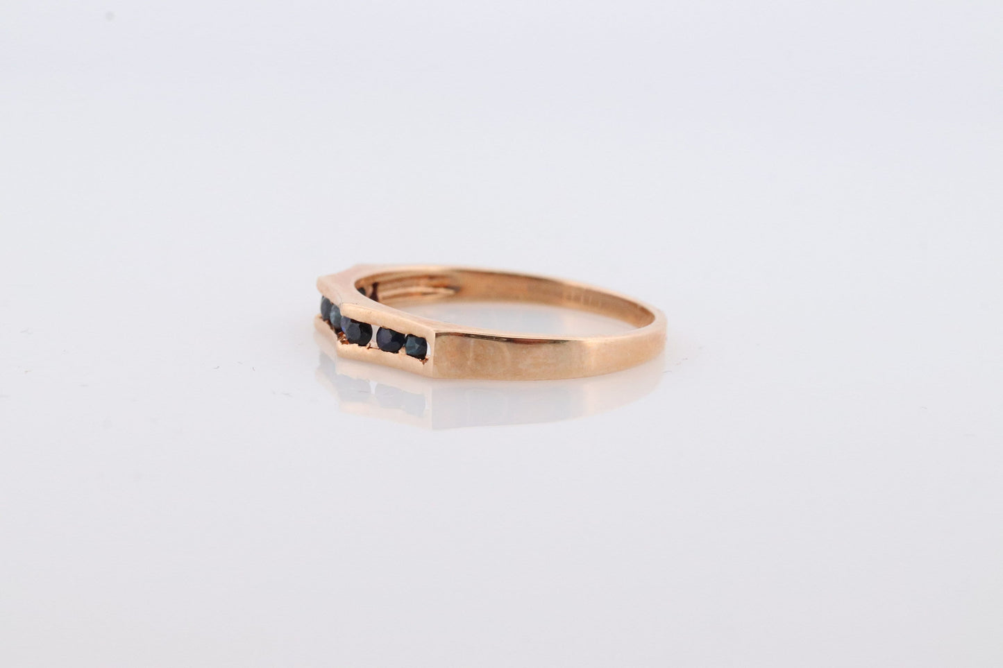 14k Gold BLUE Sapphire Eternity Band. Channel Set Sapphire Fun ring. V channel band.