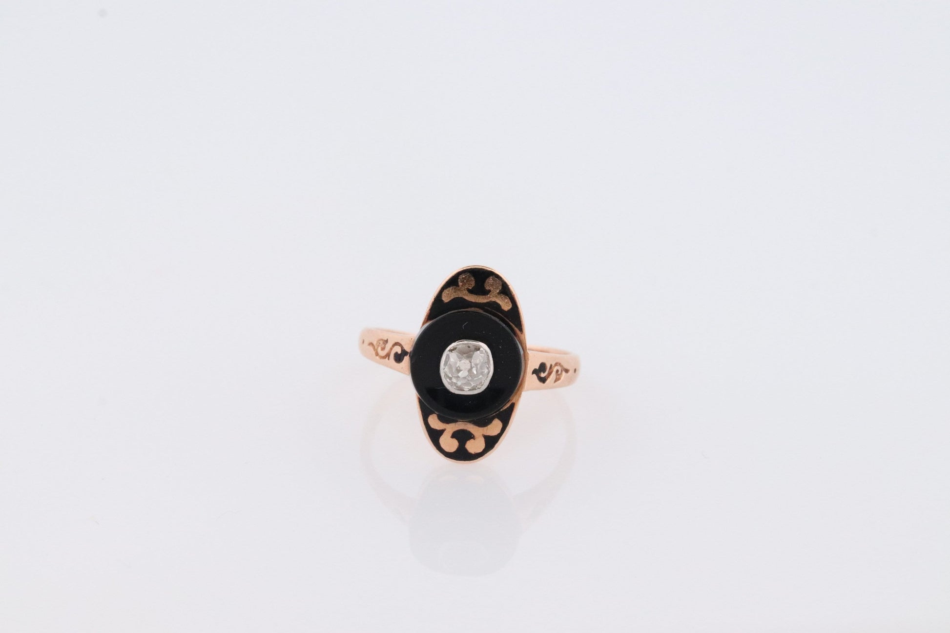 Antique Onyx and Diamond Ring. 14k Yellow Gold Onyx and Old Mine cut Diamond ring. Mourning Victorian Antique ring. Enamel Design.