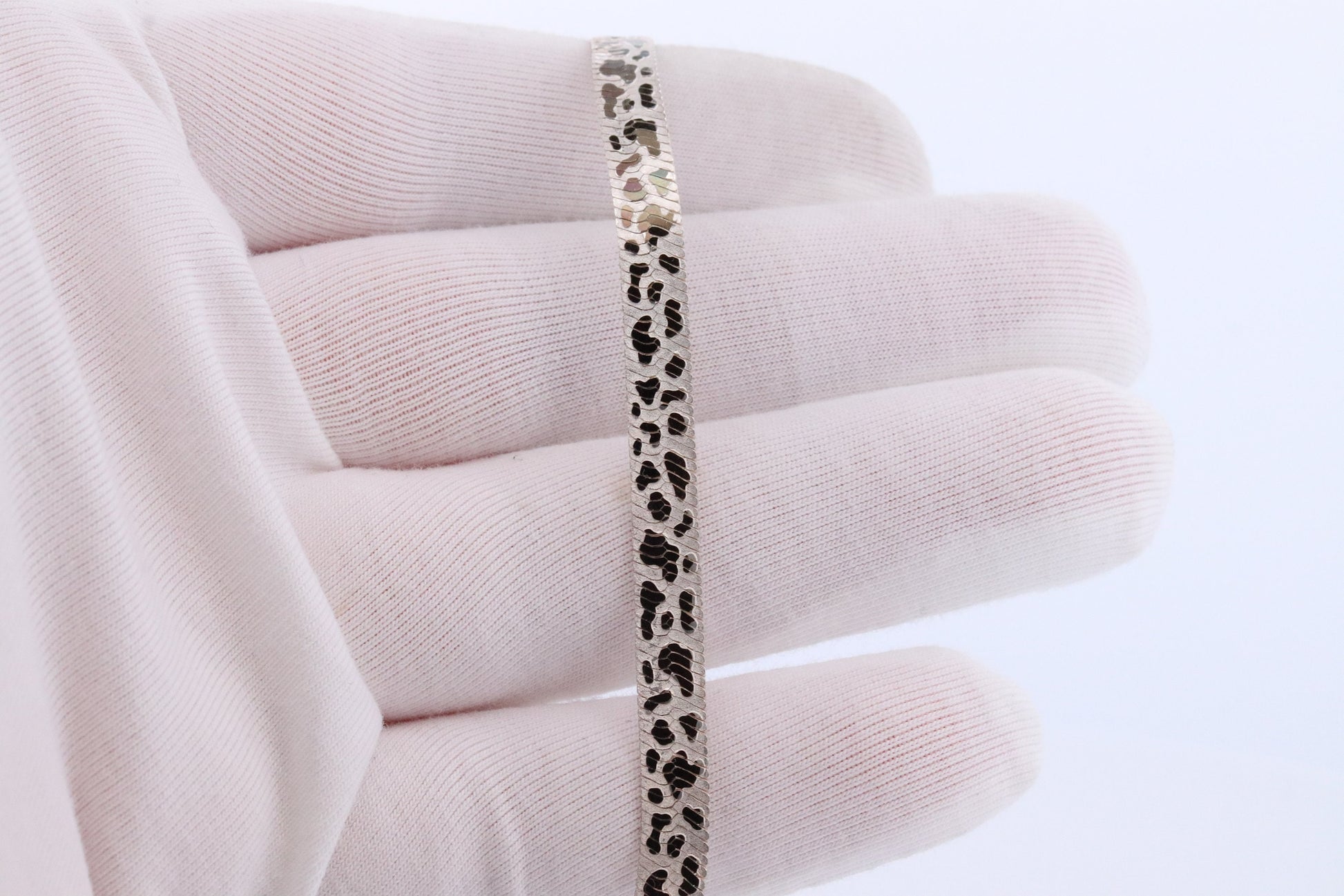 Herringbone Chain Bracelet Dalmatians Tiger Panther Spot Designs. Sterling Silver Herringbone Zebra Pattern Bracelet