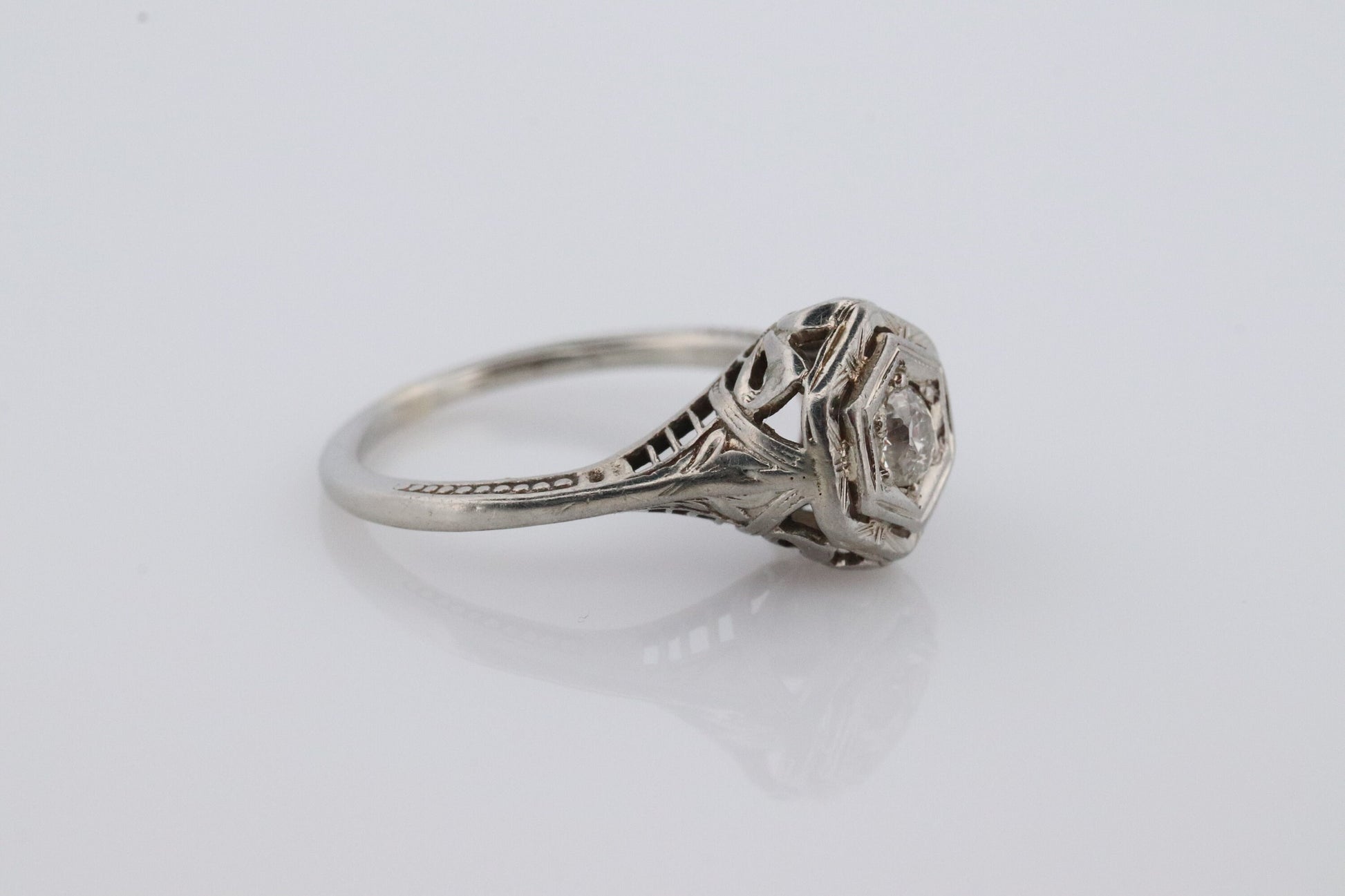 18k Art Deco Diamond ring. 18k White Gold Filigree Ring. Open Hexagonal Setting Engagement ring