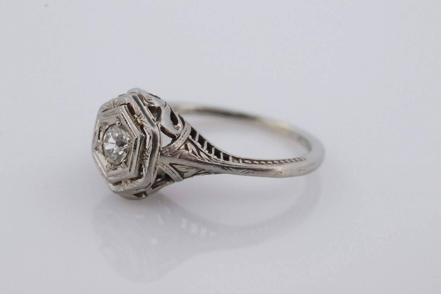 18k Art Deco Diamond ring. 18k White Gold Filigree Ring. Open Hexagonal Setting Engagement ring