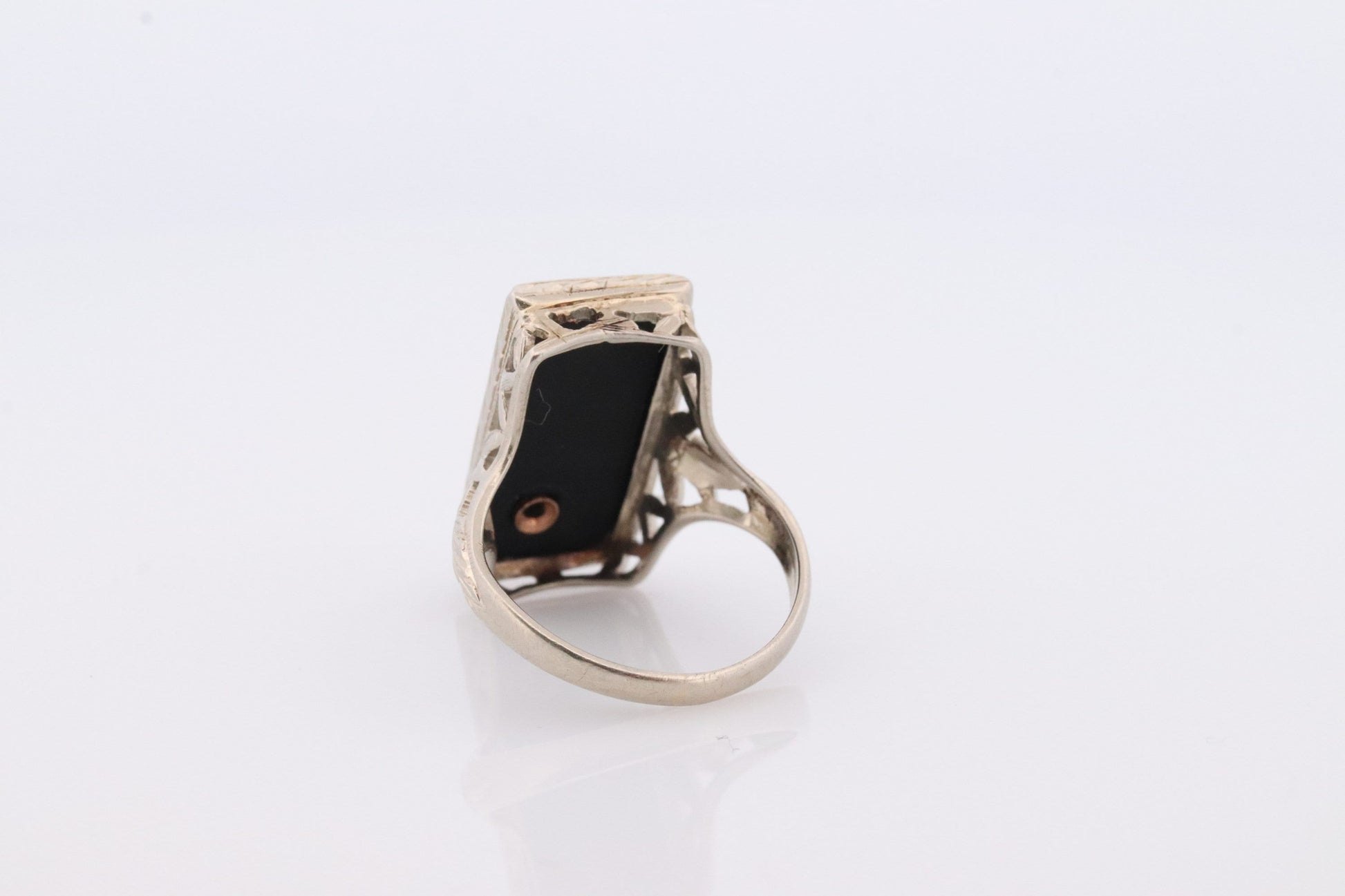 Art Deco Onyx and Diamond Ring. 14k Yellow Gold Rectangle Onyx and Diamond ring. Mourning ring. Filigree white gold.