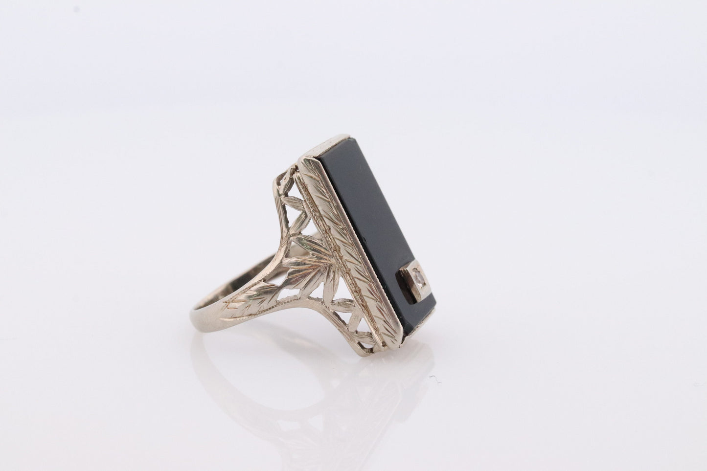 Art Deco Onyx and Diamond Ring. 14k Yellow Gold Rectangle Onyx and Diamond ring. Mourning ring. Filigree white gold.