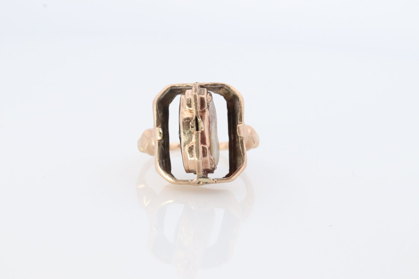 10k Onyx and Cameo Reversible Ring. Victorian Locket / Reverso Ring. 10k Yellow Gold Reverso signet ring.