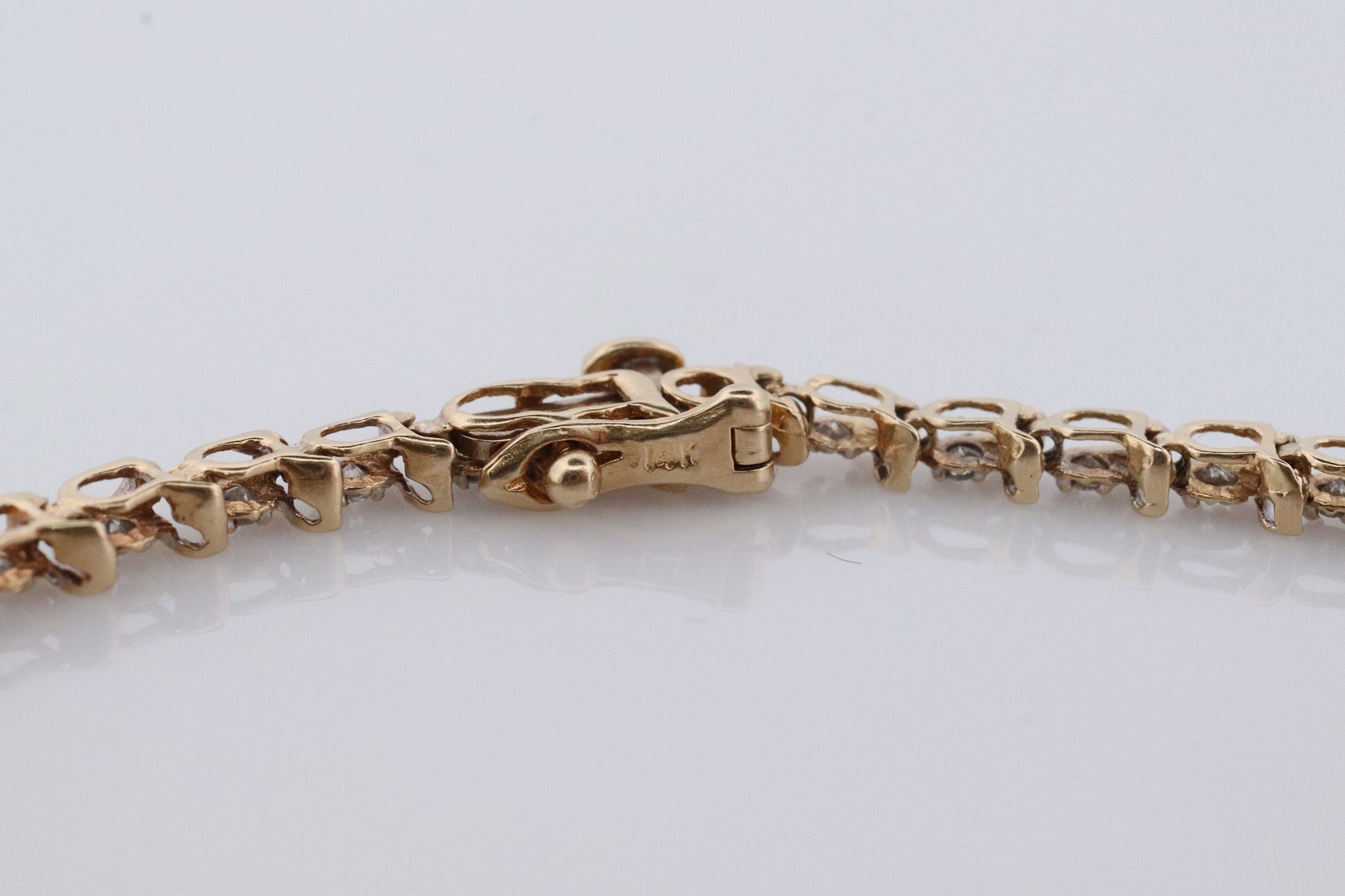 14k Diamond Tennis Bracelet. 14k S-LINK round diamond Tennis bracelet.