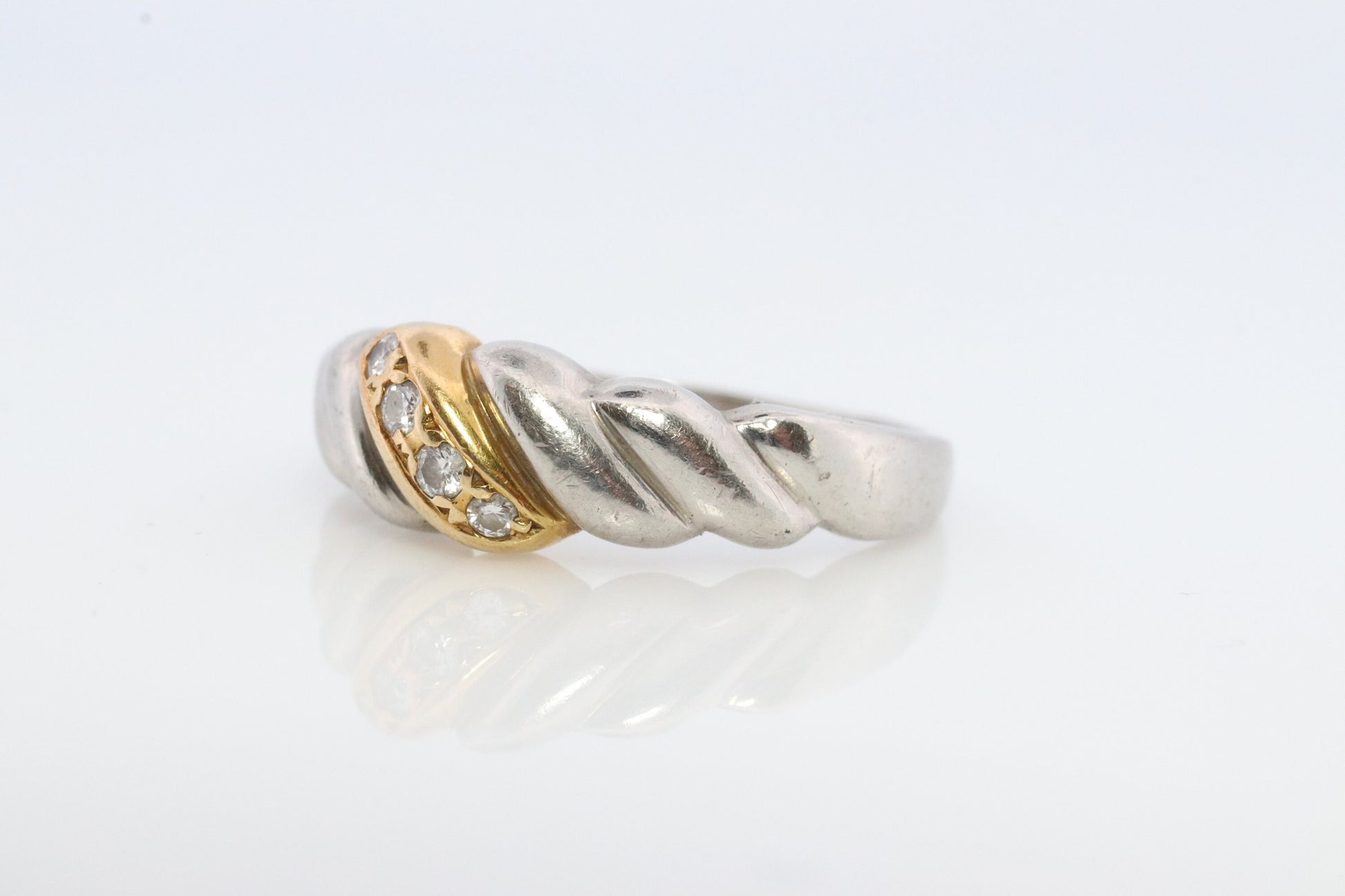 Mikimoto Ring. Vintage Platinum 18k Mikimoto Diamond Bezel set ring. Mikimoto Diamond Twist Bombe band. Mikimoto PT900. Wedding band