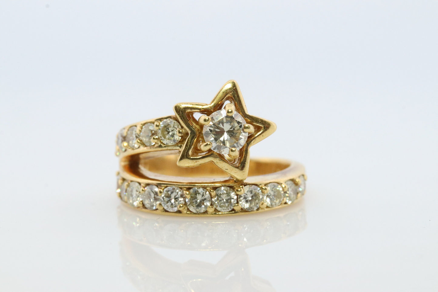 Diamond Star Ring. 18k Yellow Gold Diamond Ring. Shooting Star Wrap around Ring.