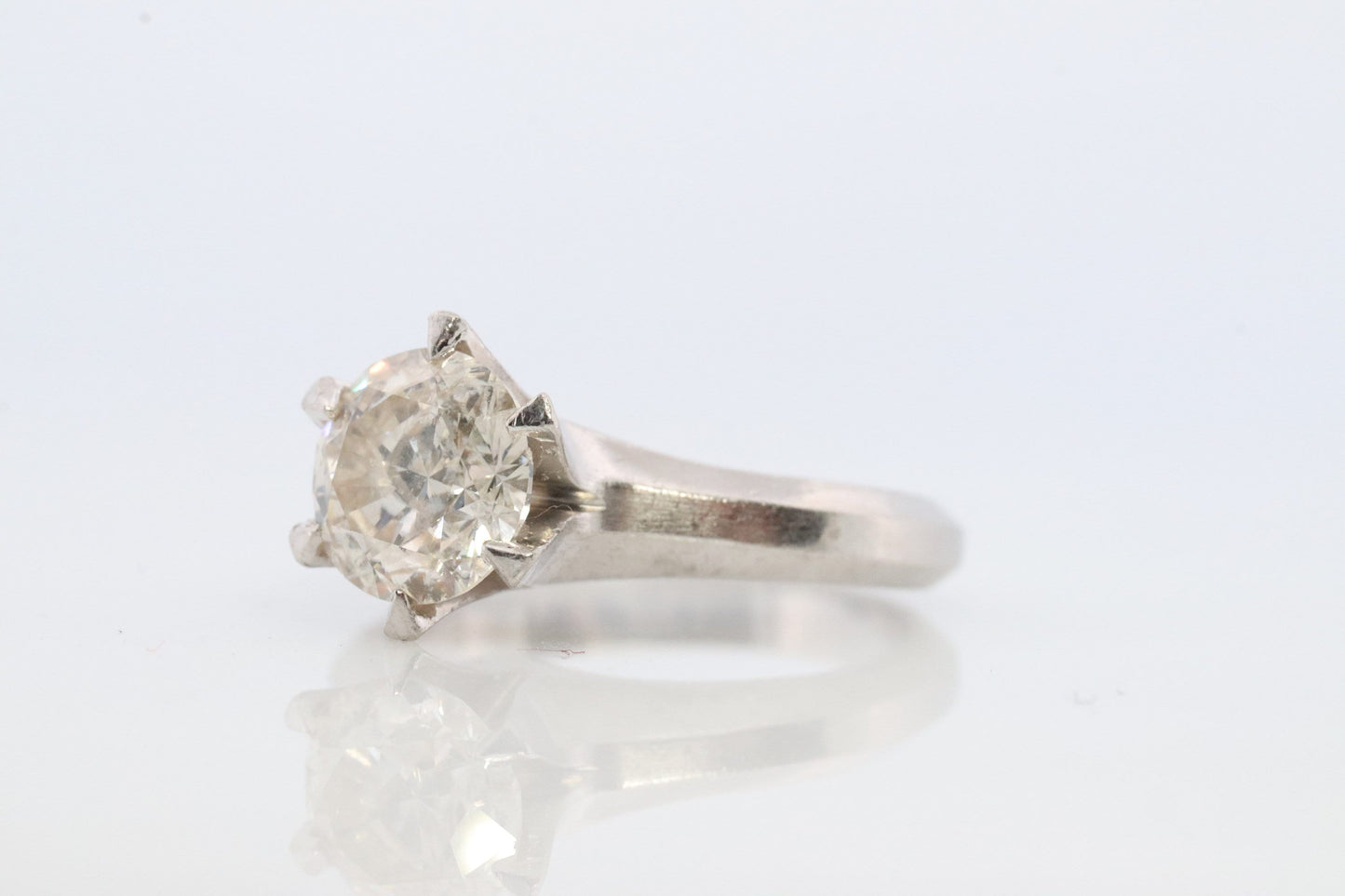 Diamond Ring. 1ct Diamond Solitaire Platinum Ring. PT850 Plat Large Diamond Solitaire Engagement Ring.