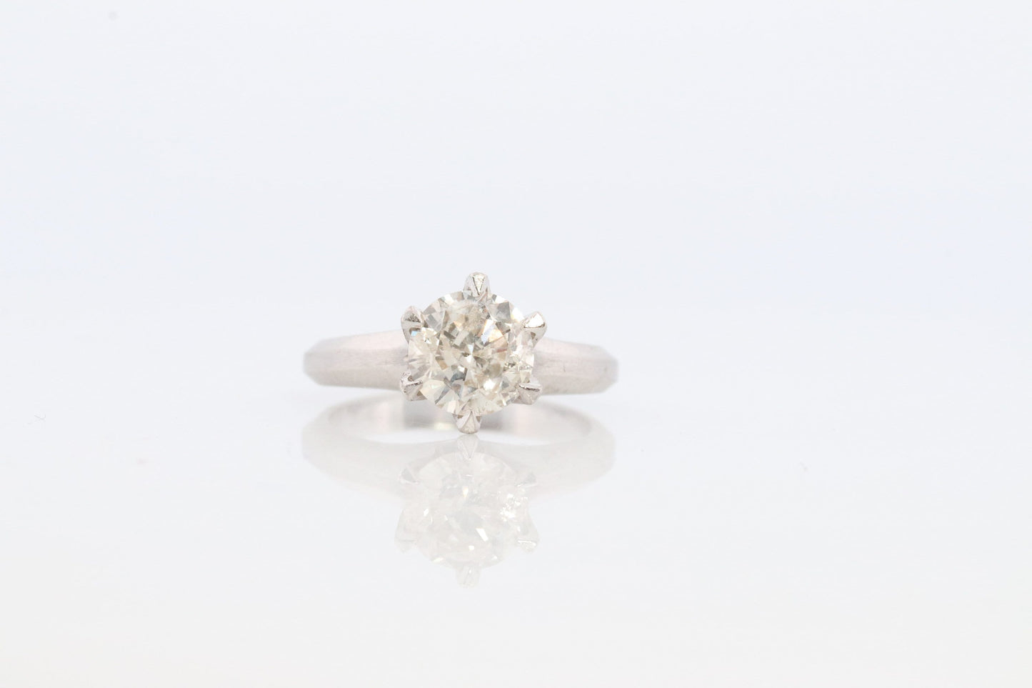 Diamond Ring. 1ct Diamond Solitaire Platinum Ring. PT850 Plat Large Diamond Solitaire Engagement Ring.