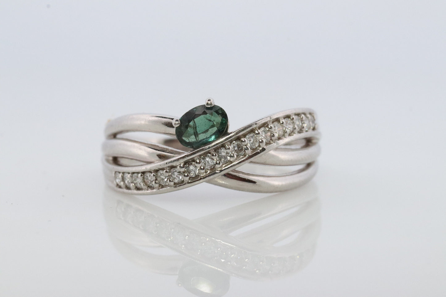 Genuine Alexandrite Ring. 900 Platinum setting round Natural ALEXANDRITE ring with diamond accents. X Cross Platinum Solitaire.