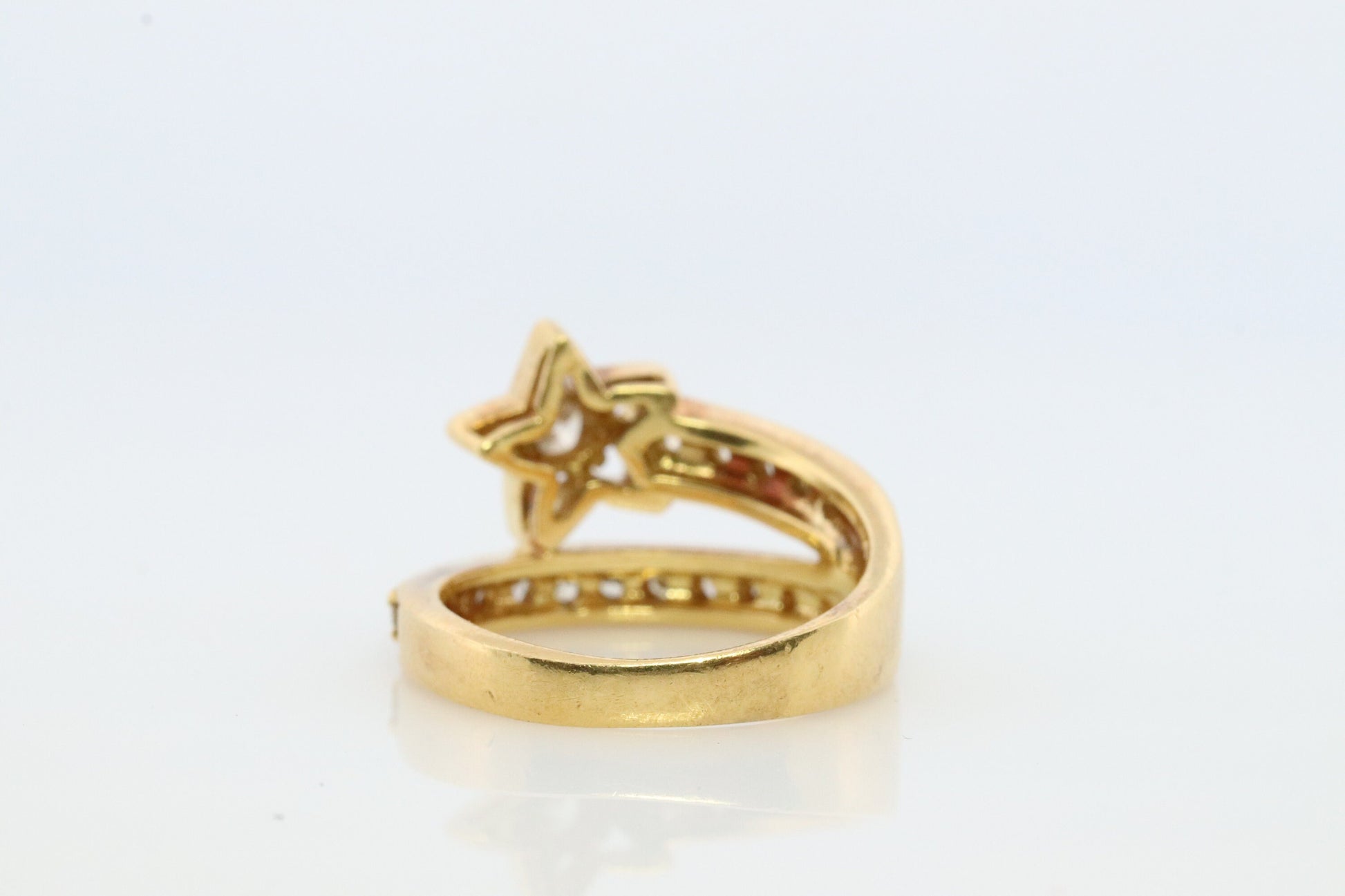 Diamond Star Ring. 18k Yellow Gold Diamond Ring. Shooting Star Wrap around Ring.