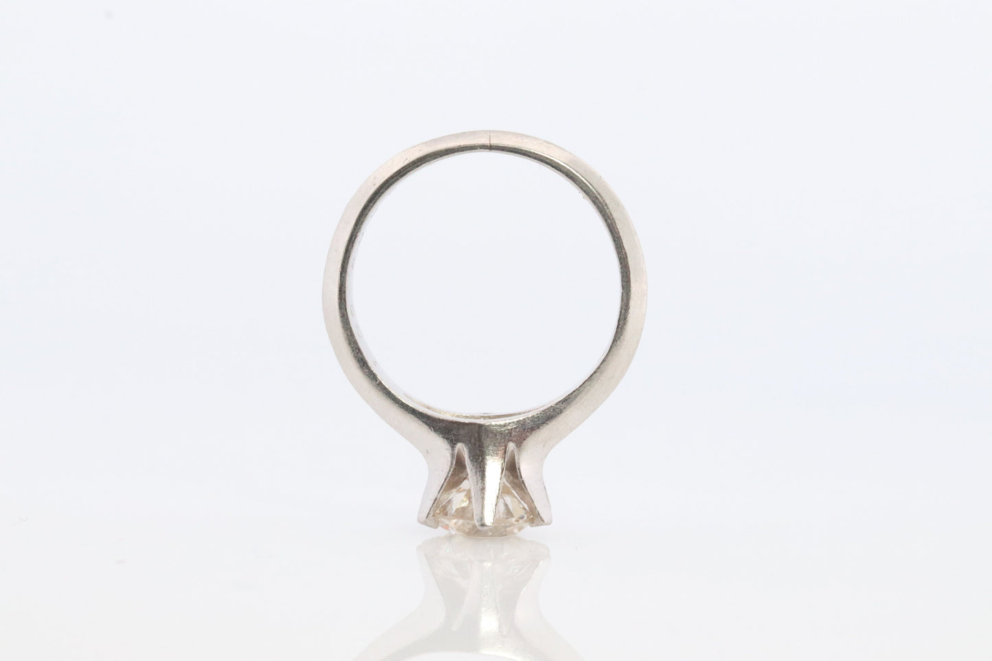 Diamond Ring. 1ct Diamond Solitaire Platinum Ring. PT850 Plat Large Diamond Solitaire Engagement Ring.