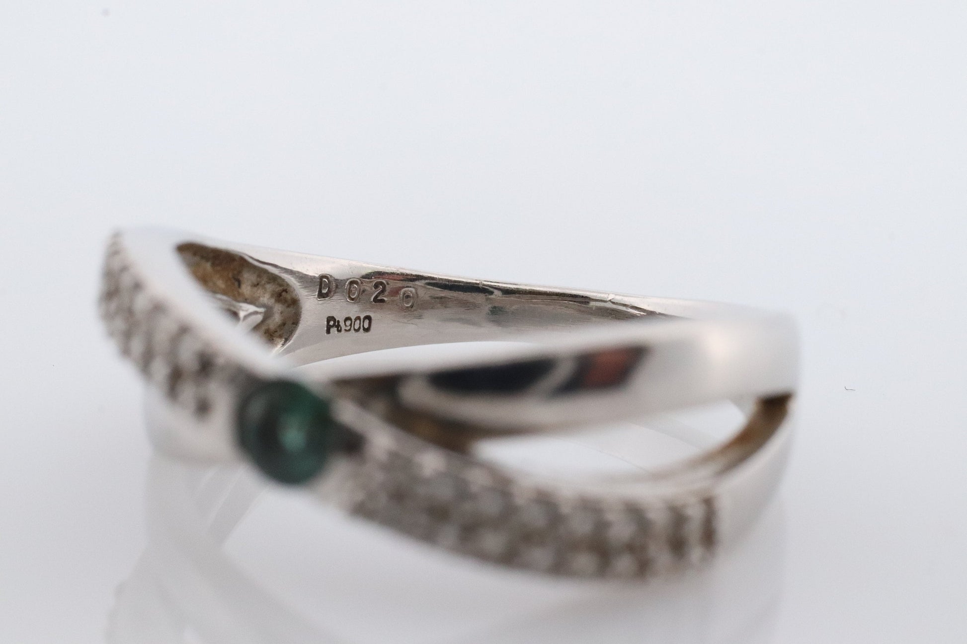Genuine Alexandrite Ring. 900 Platinum setting round Natural ALEXANDRITE ring with diamond accents. X Cross Platinum Solitaire.